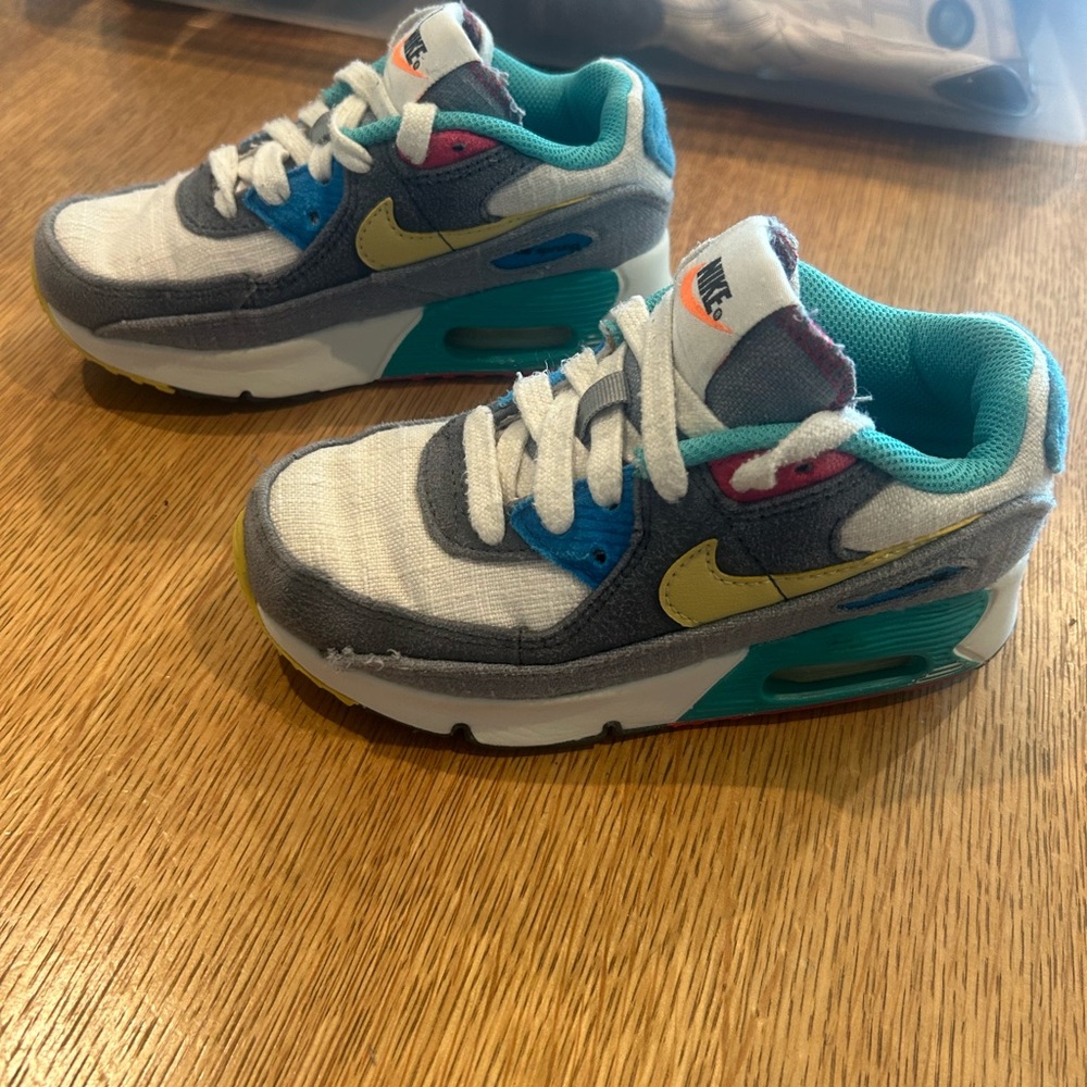 Nike Kids' Gray, Blue, and Yellow Sneakers - Picture 3 of 9